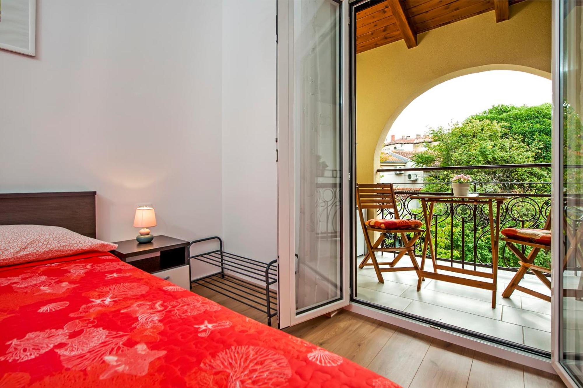 Apartments & Rooms Chiara روفينج الغرفة الصورة