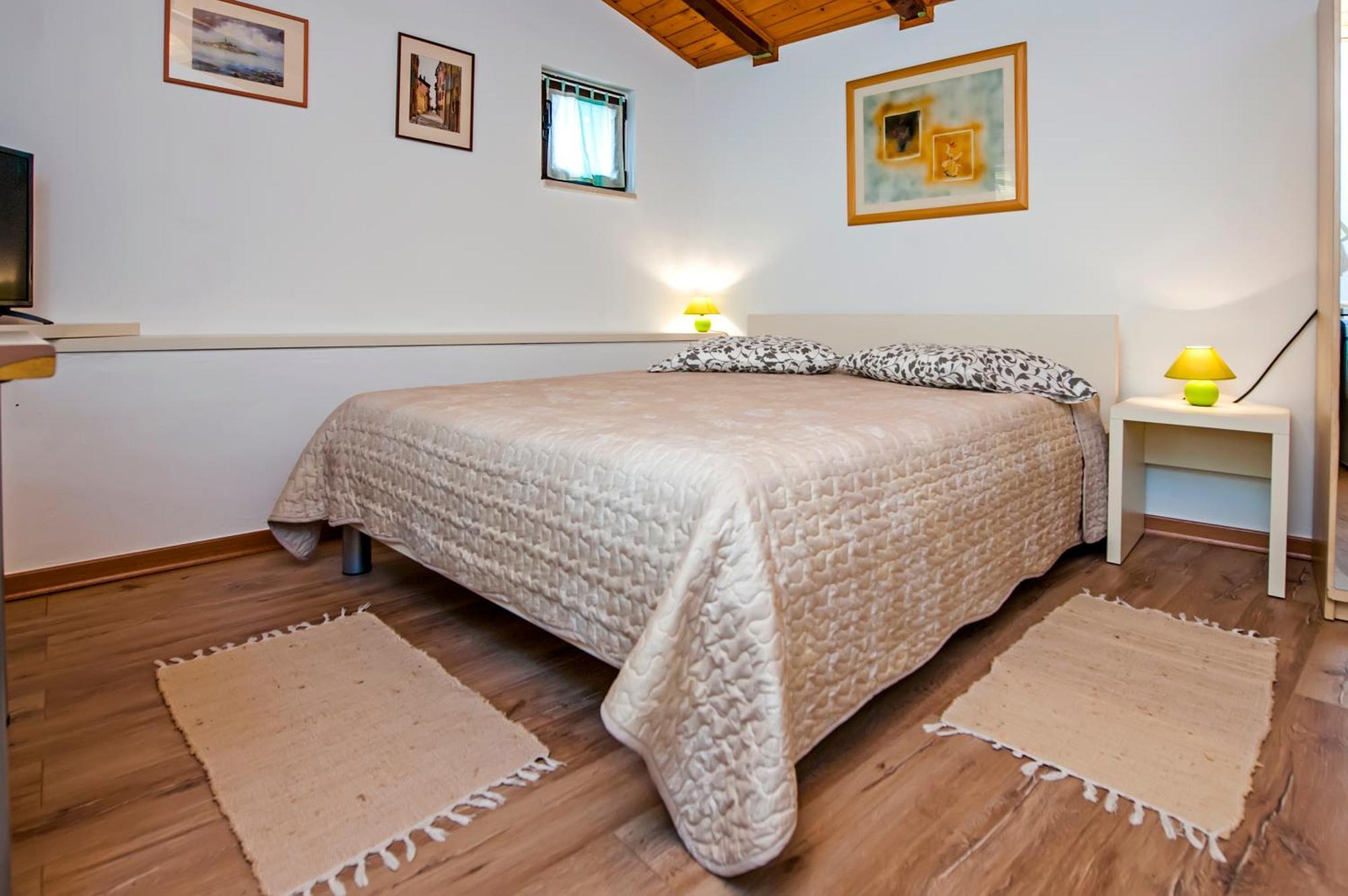 Apartments & Rooms Chiara روفينج الغرفة الصورة