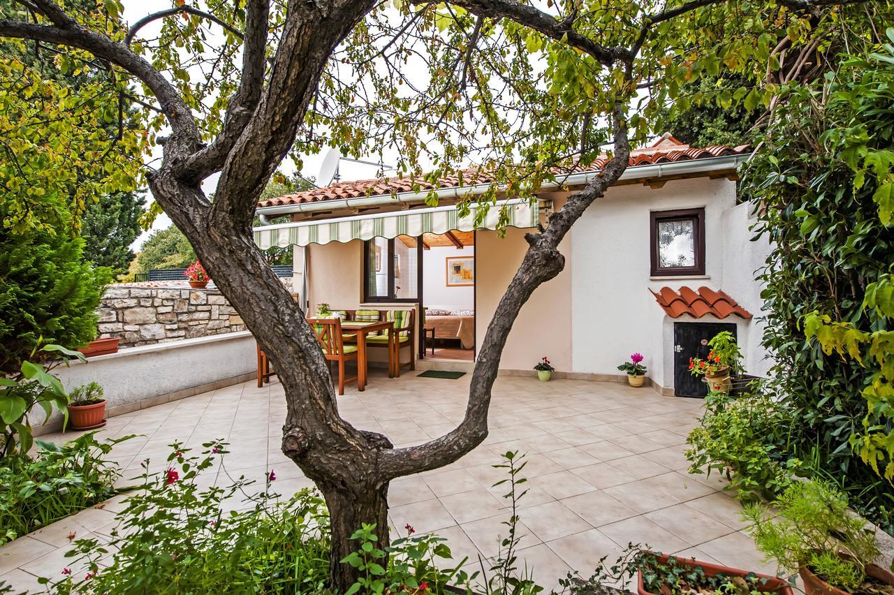 Apartments & Rooms Chiara روفينج المظهر الخارجي الصورة