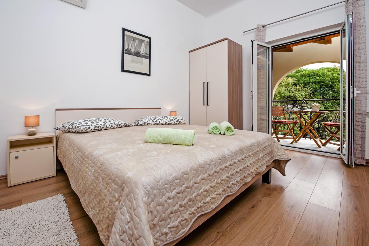Apartments & Rooms Chiara روفينج المظهر الخارجي الصورة